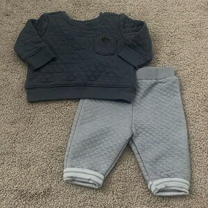 Quilted sweat bundle